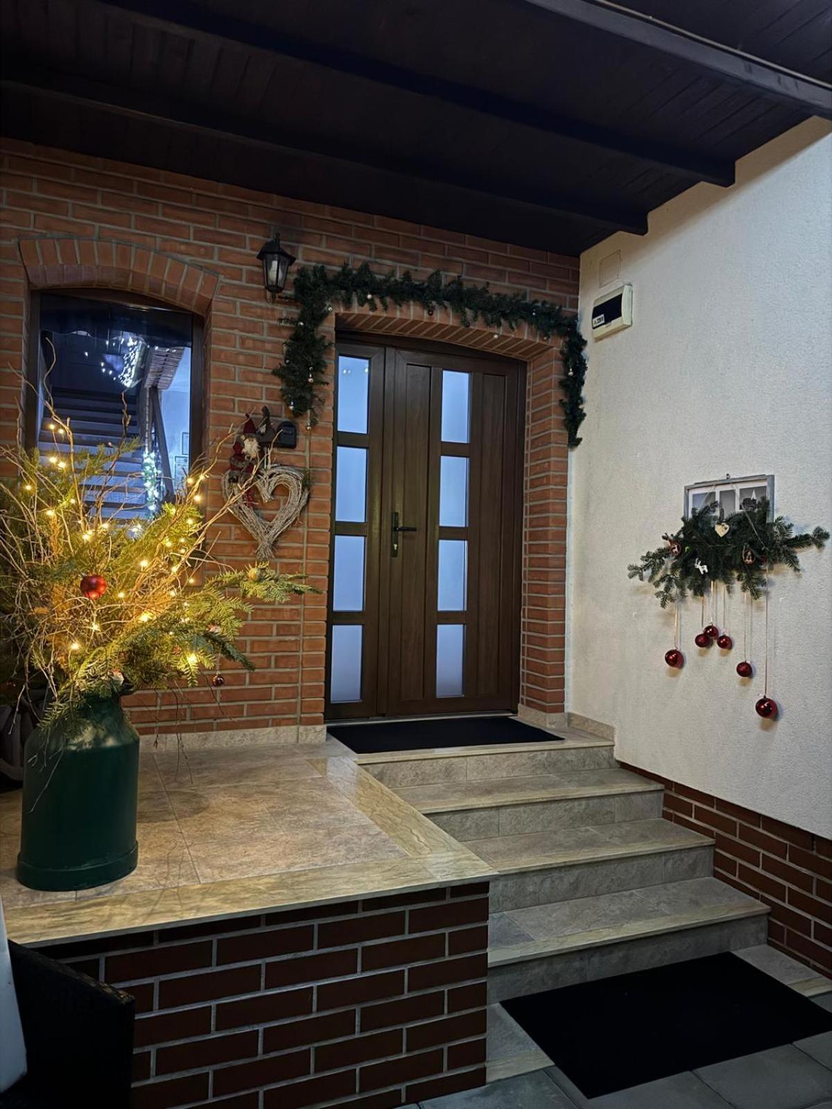 Chalet Bora ビシェウ・デ・ジョス エクステリア 写真